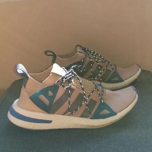 Adidas Arkyn